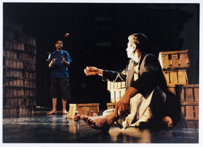 مسرحية مش ع رمانة