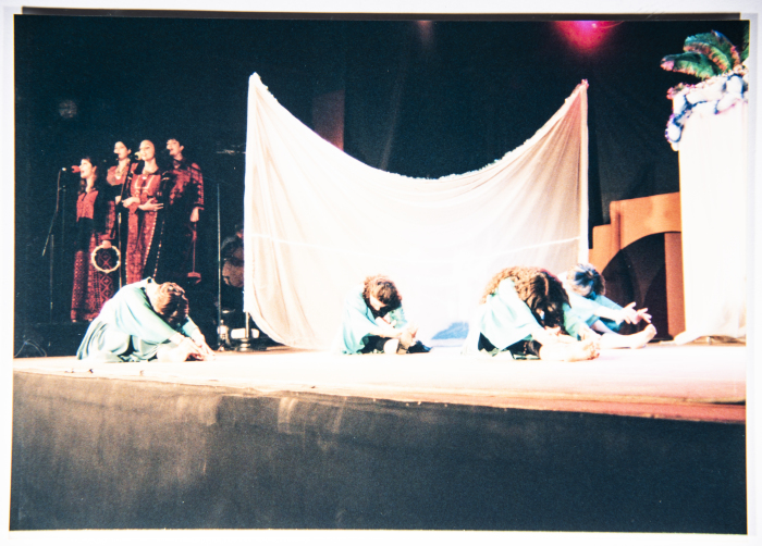 A Glimpse of el-Funoun Palestinian Popular Dance Troupe's “Zaghareed” Dance Show in 1997
