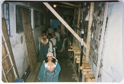 لمحة من عرض لفرقة الفنون الشعبية في مخيم الدهيشة