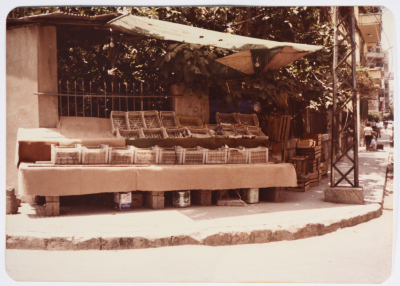 كشك للخضار والفواكه، لبنان، 1982