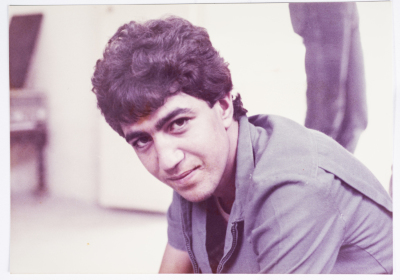 رجل فلسطيني لاجئ، مخيم عين الحلوة، 1980- 1989