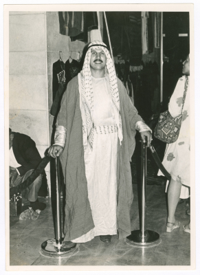 Abdul-ʿaziz ʾabu Khdair  in Heritage Exhibition at Plaza Hotel