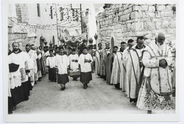 بطاقة بريدية صدرت عن استديو سمعان السحار
