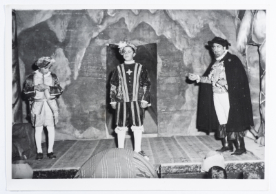 بطاقة بريدية صدرت عن استديو سمعان السحار
