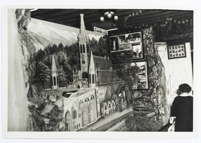 بطاقة بريدية صدرت عن استديو سمعان السحار
