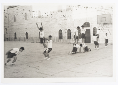 بطاقة بريدية صدرت عن ستوديو سمعان السحار