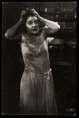 A Postcard Addressing Batrawi Family on New Year, 1981
