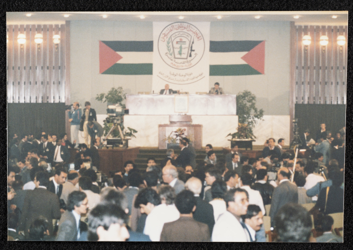 المشاركين في الدورة الثامنة عشر للمجلس الوطني الفلسطيني، الجزائر، 1987