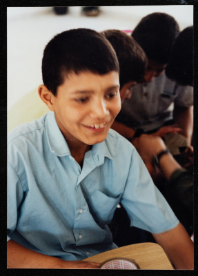 من برنامج للعلاج الموسيقي قامت به فرقة صابرين لمساعدة الأطفال الذين يعانون من آثار نفسية أثناء فترة الانتفاضة الثانية