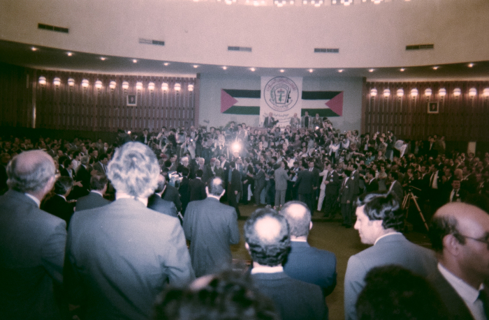 المشاركين في الدورة الثامنة عشر للمجلس الوطني الفلسطيني، الجزائر، 1987