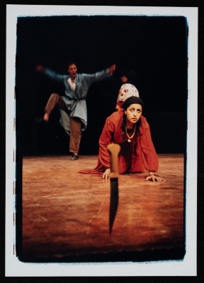 "Al-Mahajir", Play, al-Kasaba