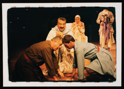 "Al-Mahajir", Play, al-Kasaba
