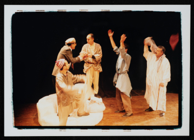 "Al-Mahajir", Play, al-Kasaba