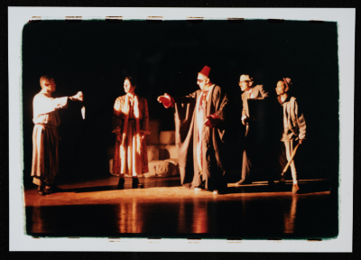 "Al-Mahajir", Play, al-Kasaba