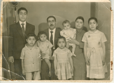 عائلة فلسطينية مغتربة بالكويت