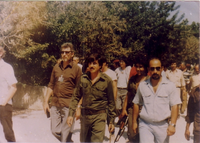 وفد اجنبي مع عزمي النفاع جنوب لبنان