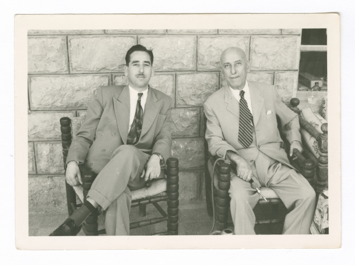 فلسطينيان في سوريا