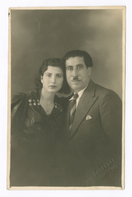 اصدقاء عائلة عبد الله