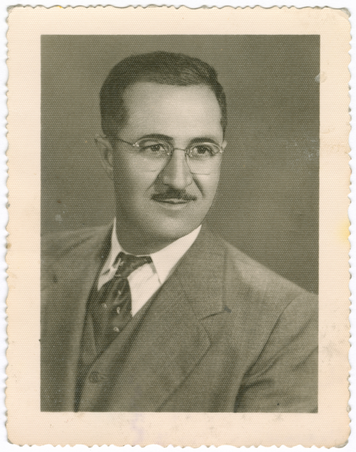 رجل من عائلة شاهين