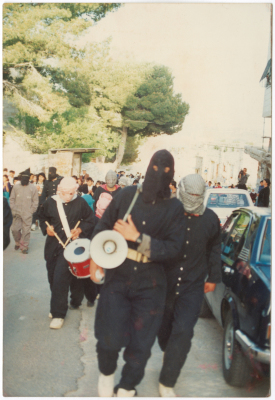 "مسيرة ملثمين خلال الانتفاضة الأولى"، 1987 - 1993 