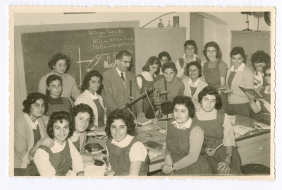 Students in the chemistry lab