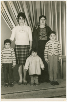 افراد من عائلة بربار