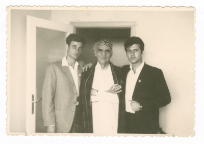 Saméh al-Qassim with Muhammad Mahdi al-Jawahiri and Mahmoud Darwish