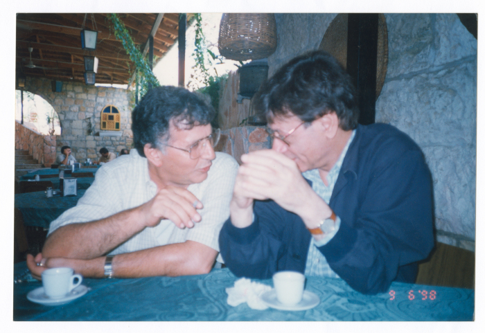 Saméh al-Qassim and Mahmoud Darwish in Ramallah
