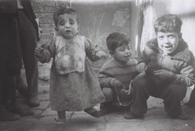 أطفال من عائلة رضوان