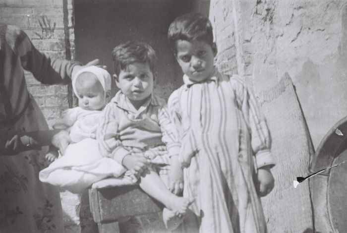 اشقاء من عائلة رضوان