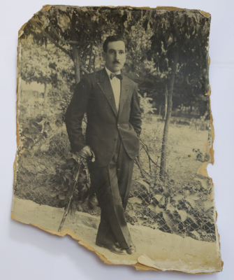 A man from Nabulsi Family; born in 1890, who was a writer for the Mutasarrıf of Nablus during the 1900s