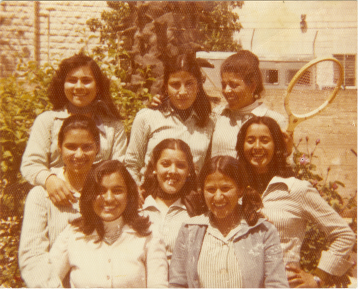 طالبات من مدرسة رام الله الثانوية