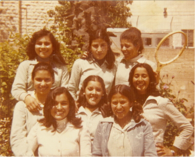 طالبات من مدرسة رام الله الثانوية