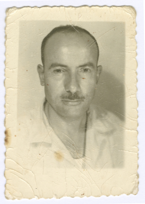 A portrait of a Palestinian who works in Kuwait