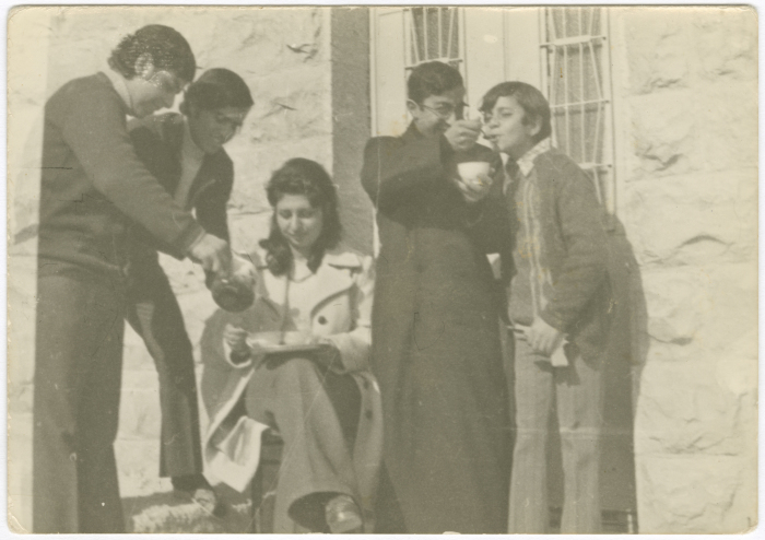 لقطة جماعية عائلية