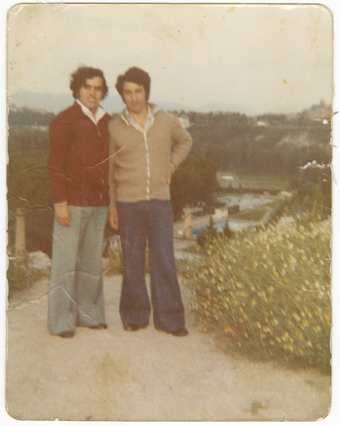 بورتريه لشابان فلسطينيان