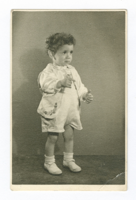 طفل من عائلة عبد الله