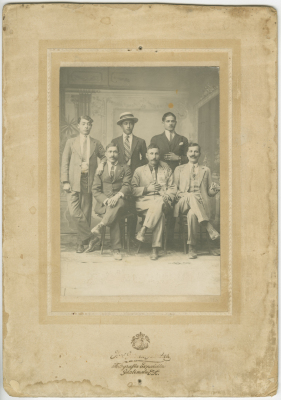 A group photograph of expatriates from al-Taybeh