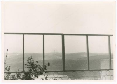 شرفة منزل موسى ناصر في بيرزيت، 1960