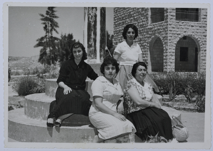 دورة لمعلمات التربية الفنية، بيت حنينا، 1962