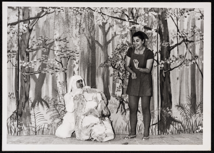 ليلى الحمراء