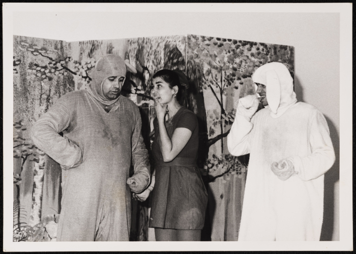 ليلى الحمراء