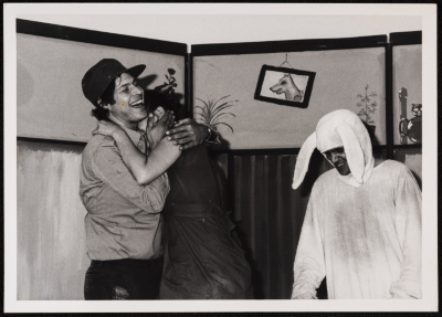 ليلى الحمراء"، صورة من عرض مسرحي، مسرح القصبة، 1975"