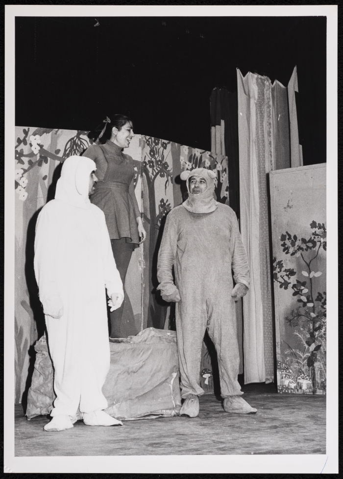 ليلى الحمراء