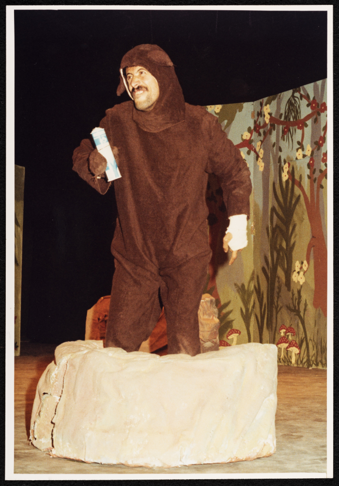 ليلى الحمراء