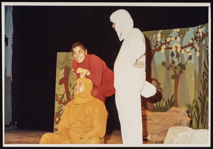 ليلى الحمراء