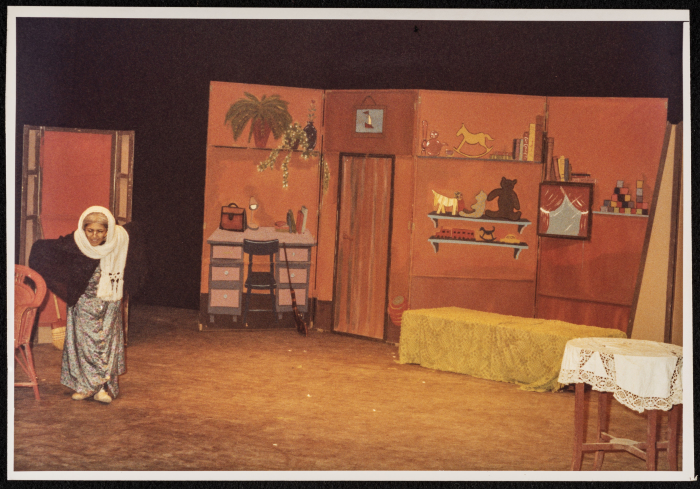 ليلى الحمراء