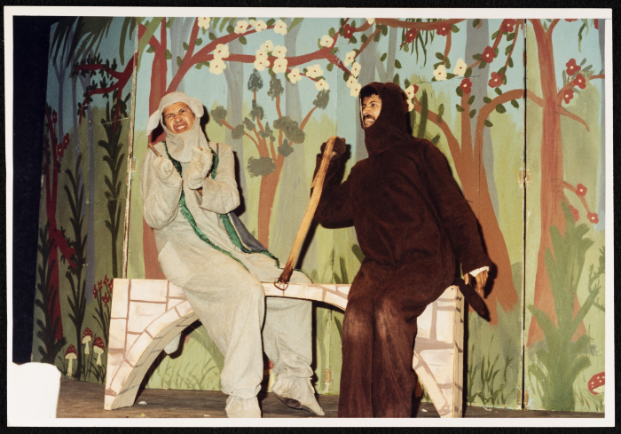 ليلى الحمراء