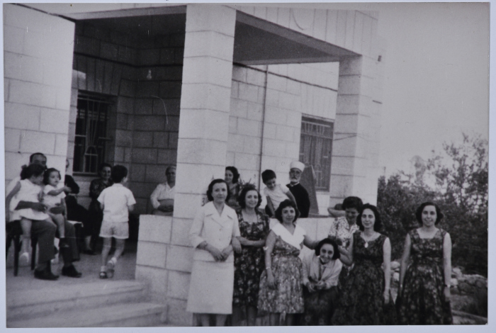 صورة لعائلة الدجاني