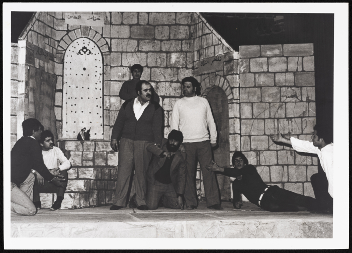 الفلاح والسلطان